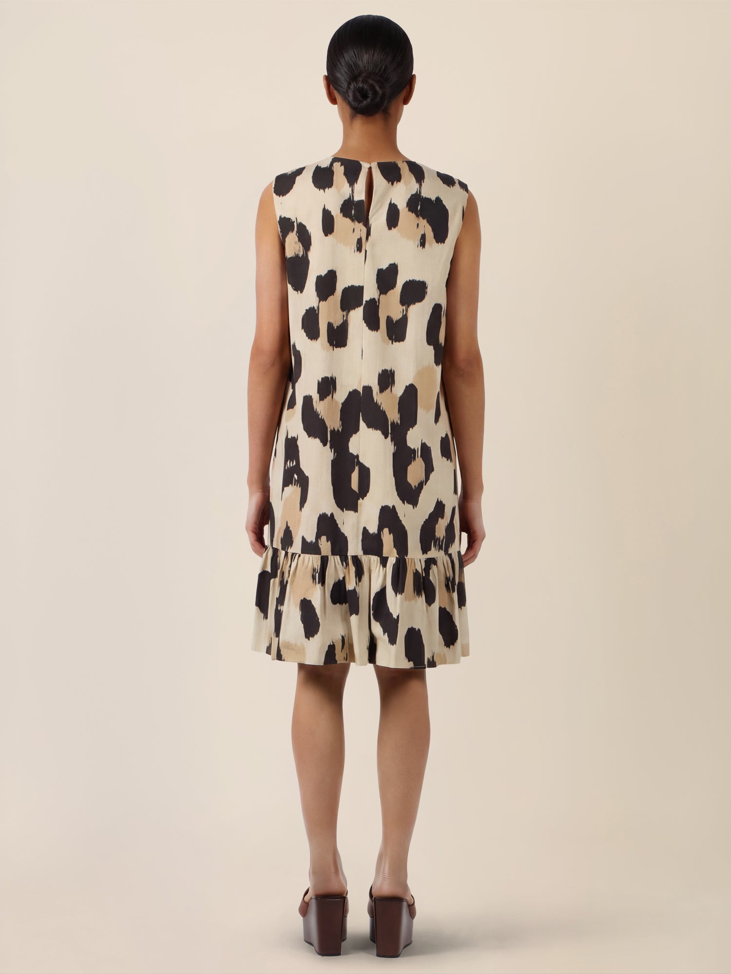 APART Kurzes Volantkleid mit Allover-Print | beige-multicolor