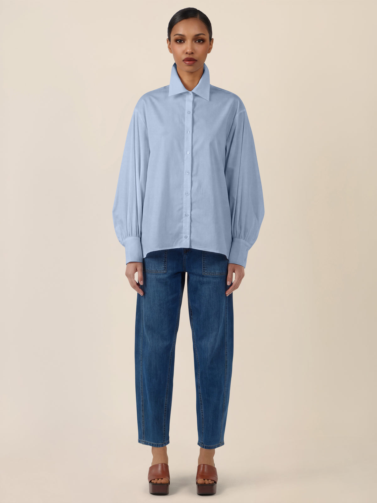 APART Oversize-Bluse mit Ballonärmeln und Hemdkragen | hellblau