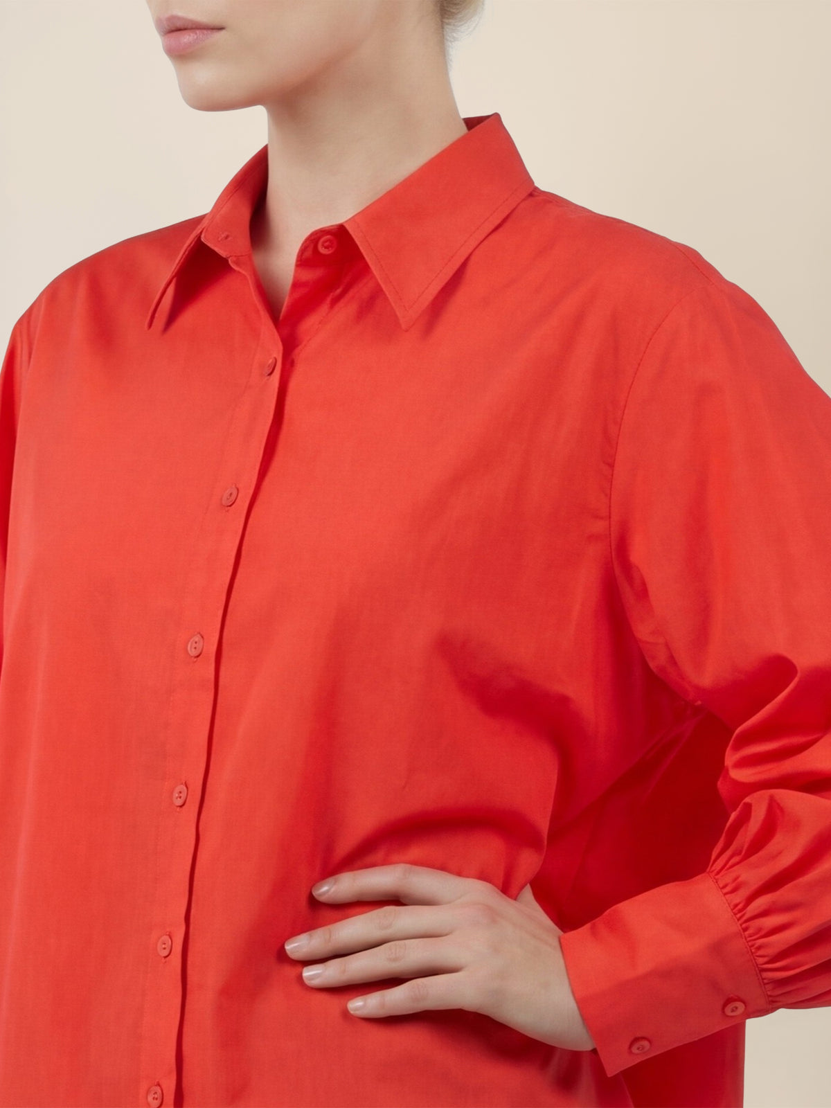 APART Oversize-Bluse mit Ballonärmeln und Hemdkragen | orange