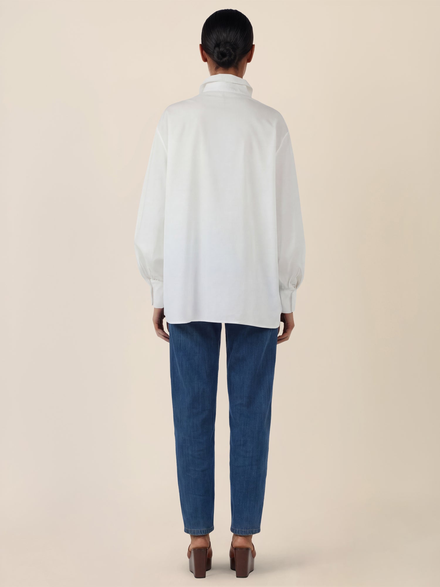 APART Oversize-Bluse mit Ballonärmeln und Hemdkragen | creme