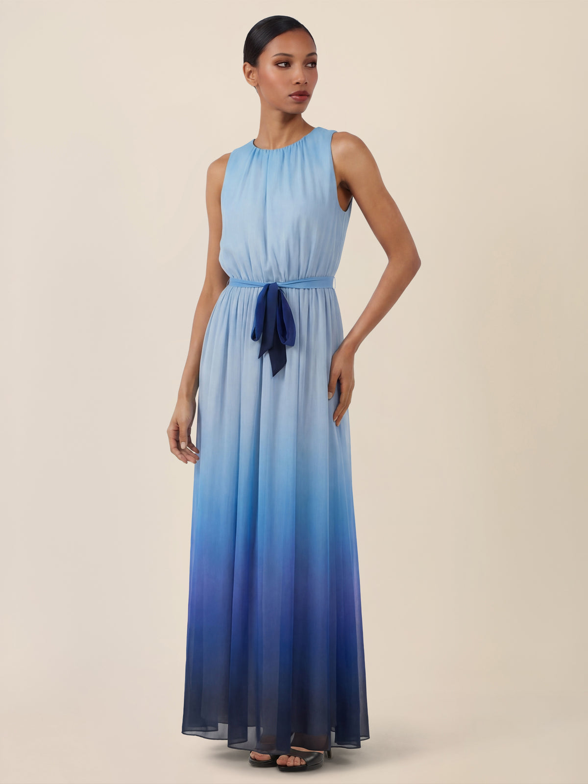 APART Chiffonkleid mit Farbverlauf und Taillenband | hellblau-multicolor