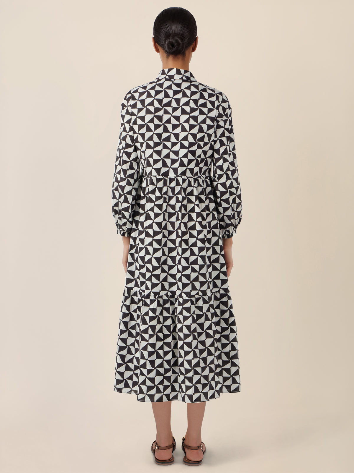 APART Hemdkleid mit Stufenrock und Print | schwarz-creme