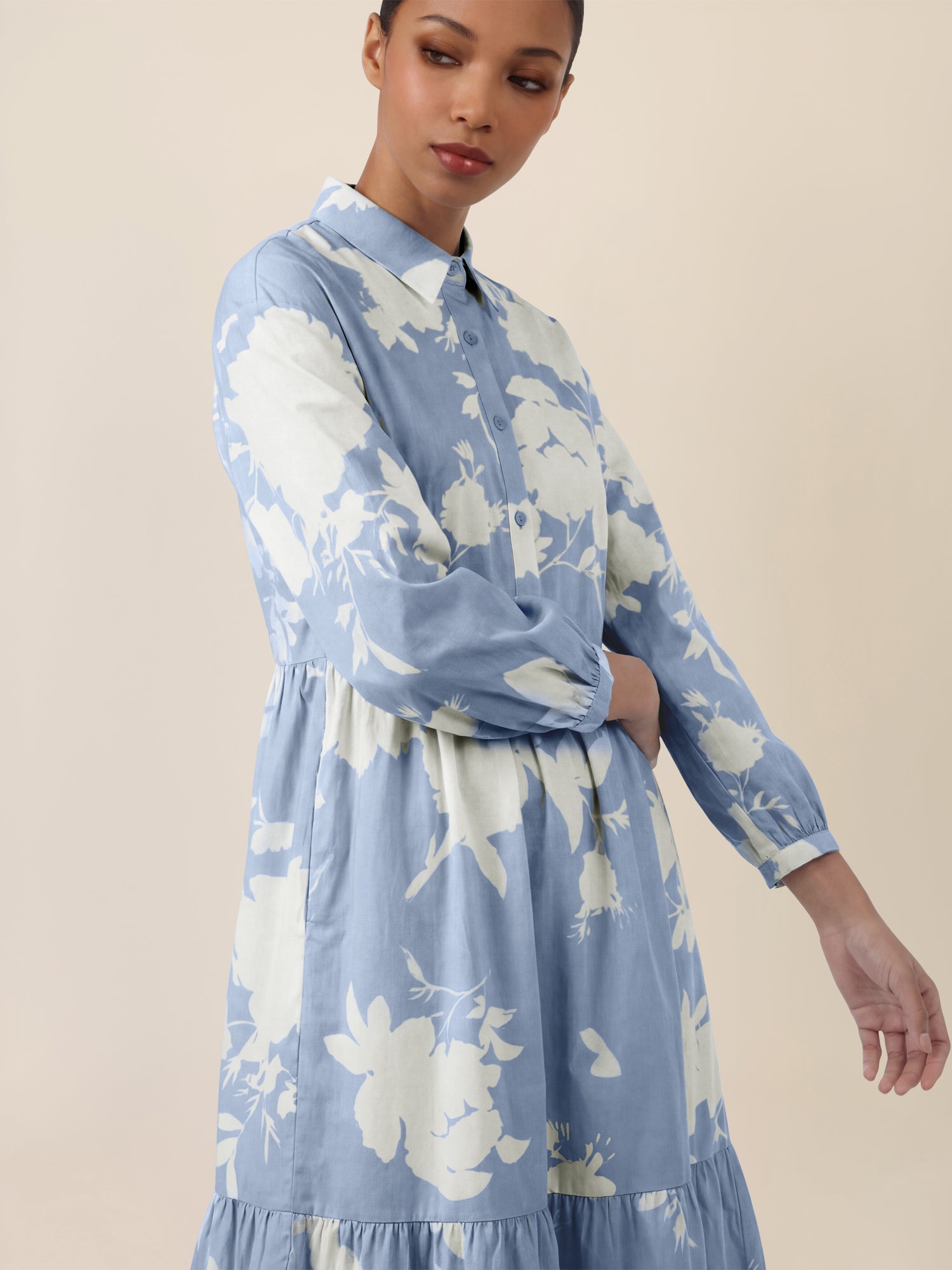 APART Hemdblusenkleid mit floralem Allover-Print | hellblau-creme
