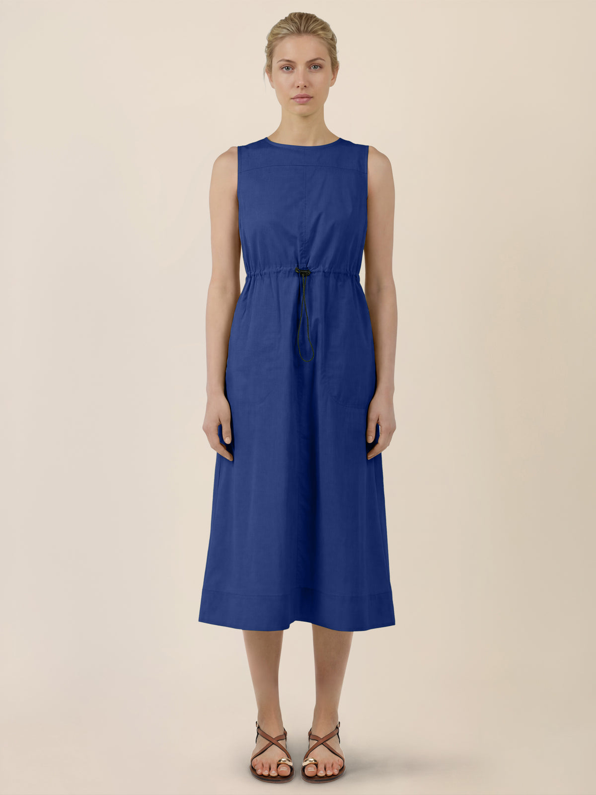 APART Ärmelloses Kleid mit Kordelzug-Taille | royalblau