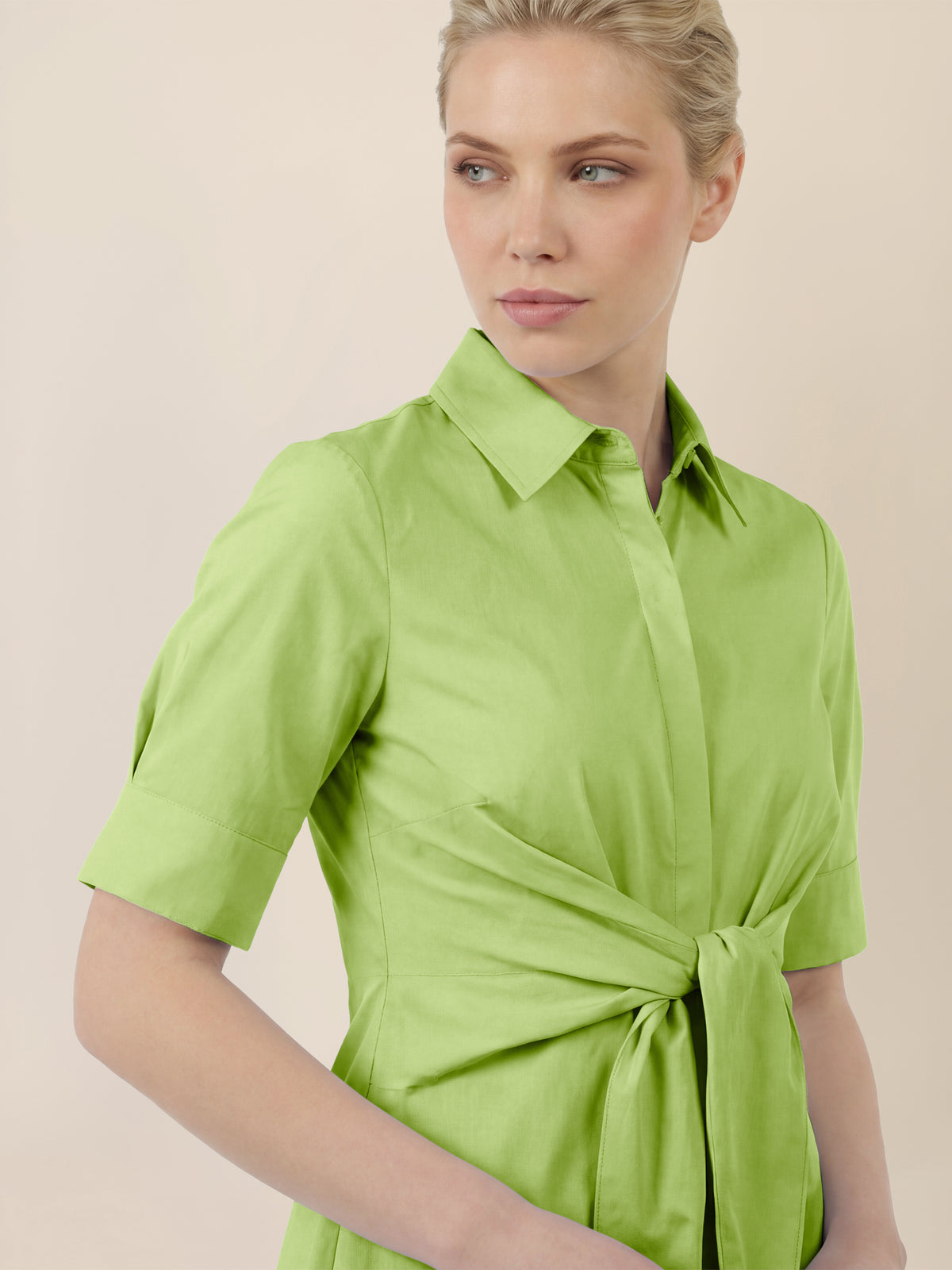 APART Kleid mit Bindegürtel und Hemdblusenkragen | apfelgrün