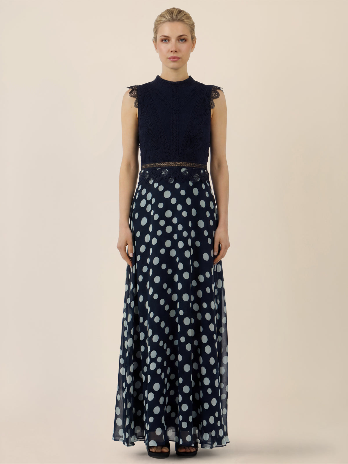 APART Elegantes Abendkleid mit Spitzenoberteil und Punkterock | nachtblau-creme