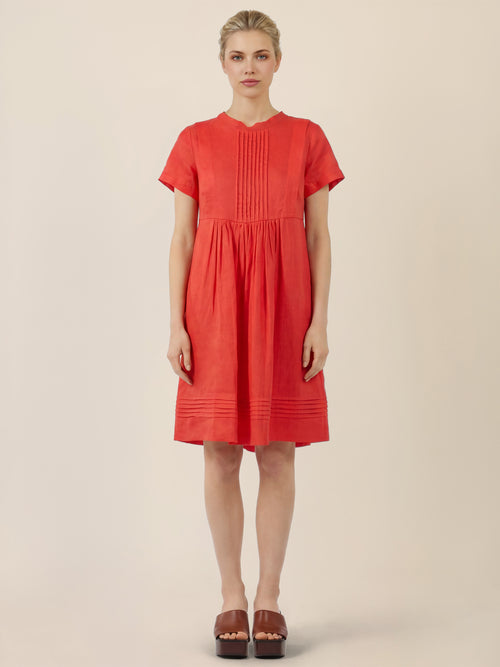 APART Luftiges Leinenkleid mit Zierfalten | orange image 1