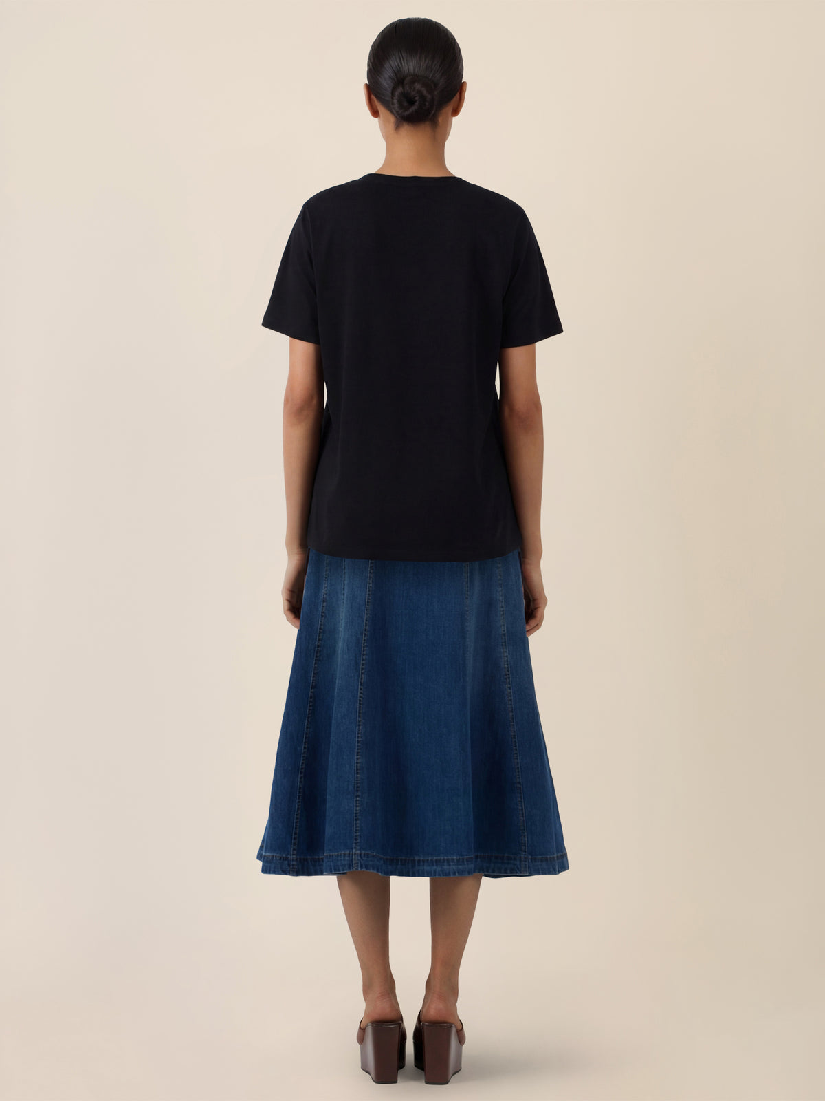 APART T-Shirt mit floraler Spitze auf der Schulter | schwarz