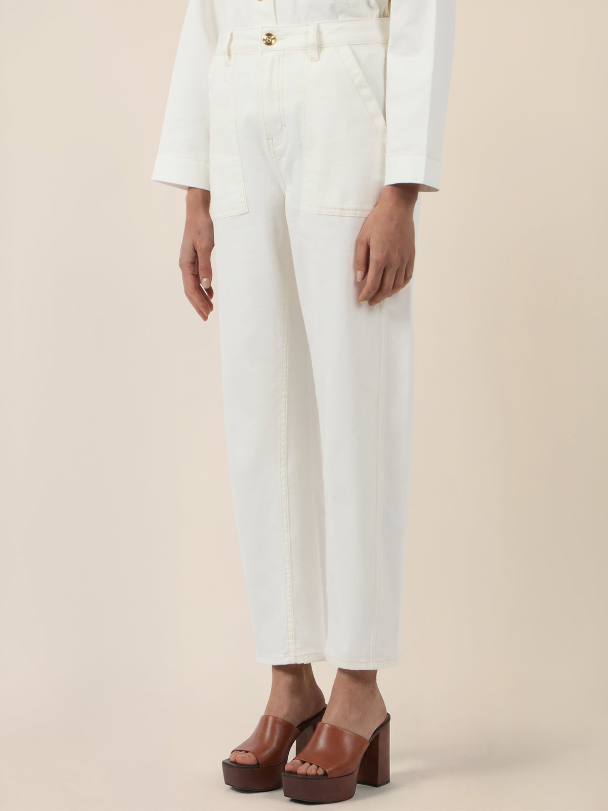 APART Gerade Jeans mit aufgesetzten Taschen | creme