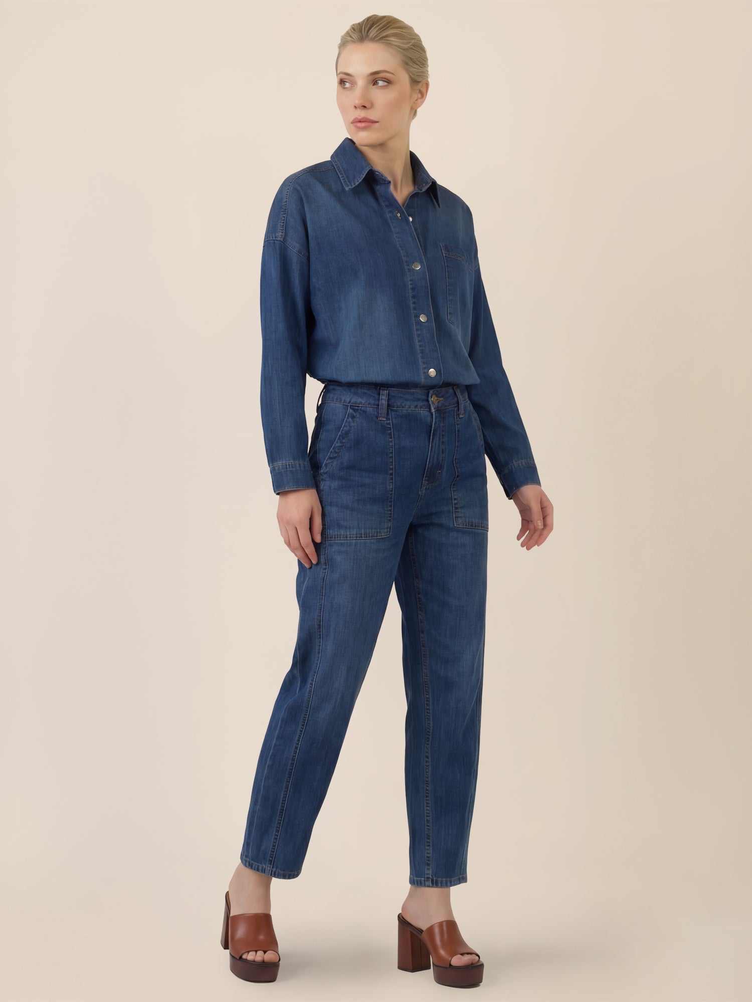 APART Gerade Jeans mit aufgesetzten Taschen | hellblau