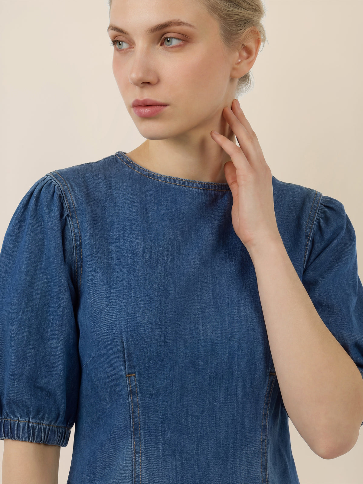 APART Denimkleid mit Puffärmeln | hellblau