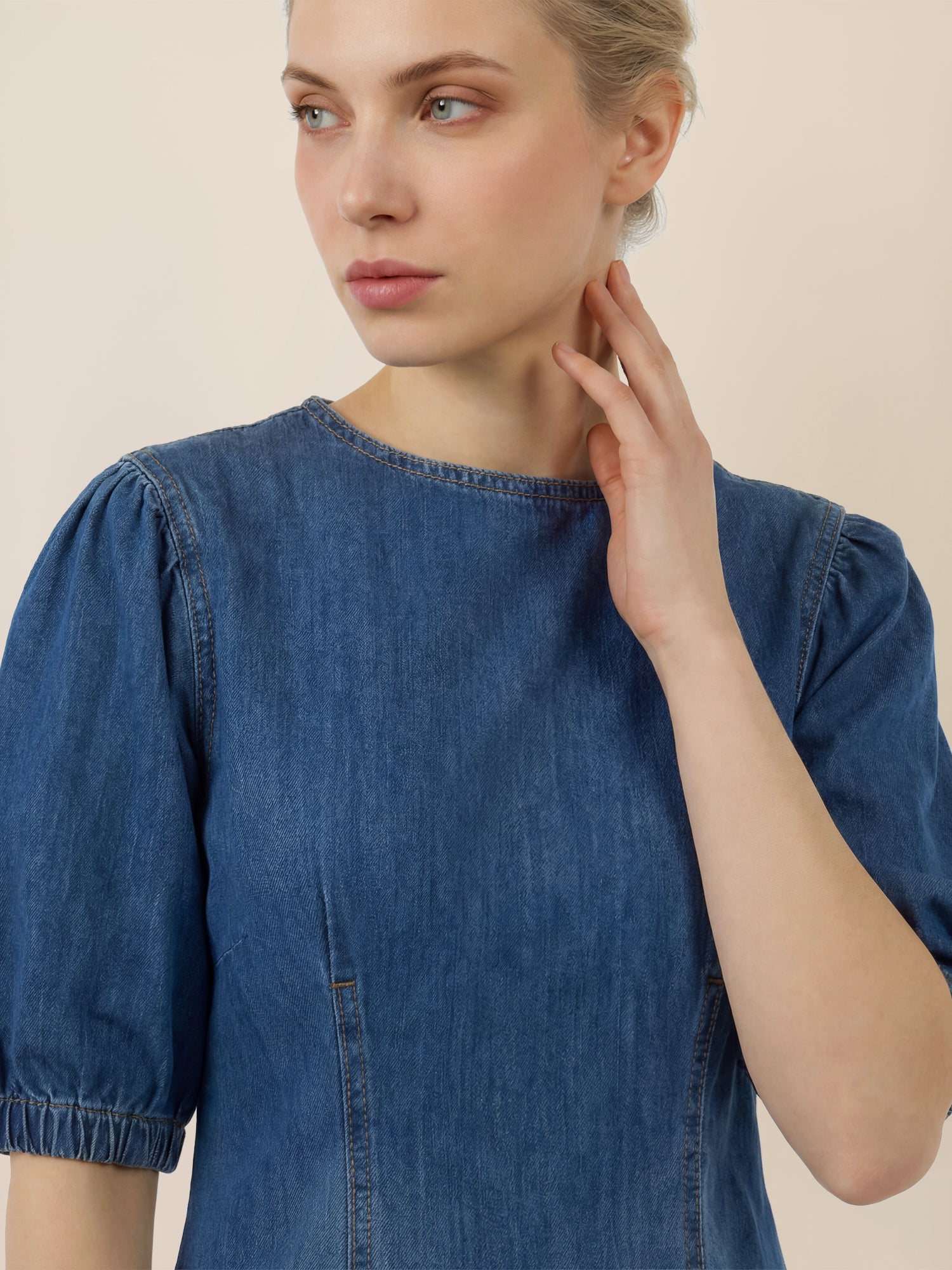 APART Denimkleid mit Puffärmeln | hellblau