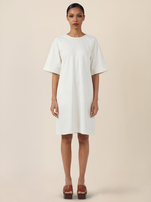 APART Gerade geschnittenes Jeanskleid mit Bindeband hinten | creme image 1