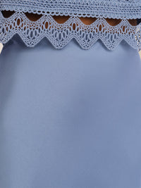 APART Ausgestellter Midirock in fließender Satin-Qualität | rauchblau