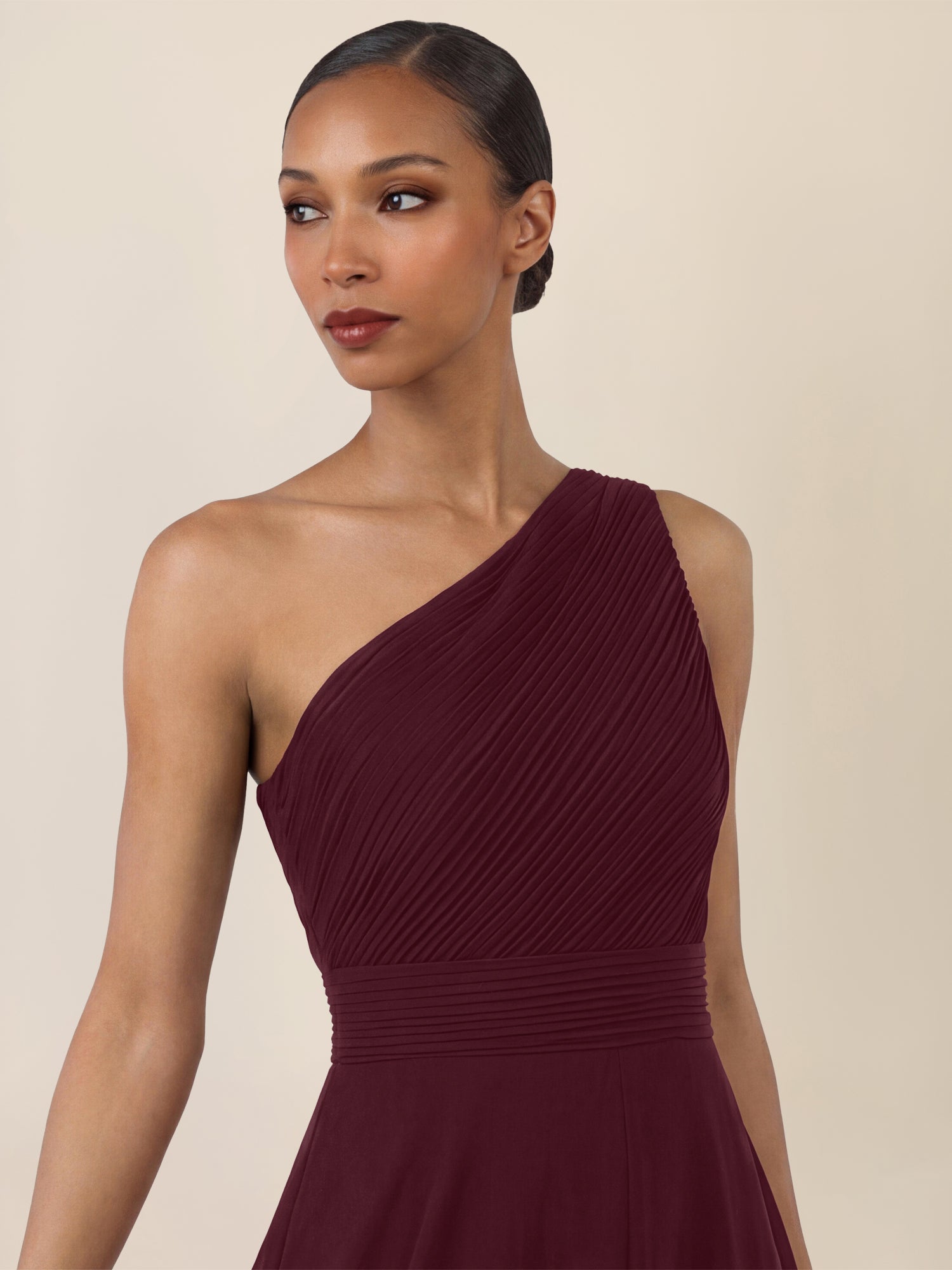 APART Abendkleid mit One-Shoulder-Design | weinrot