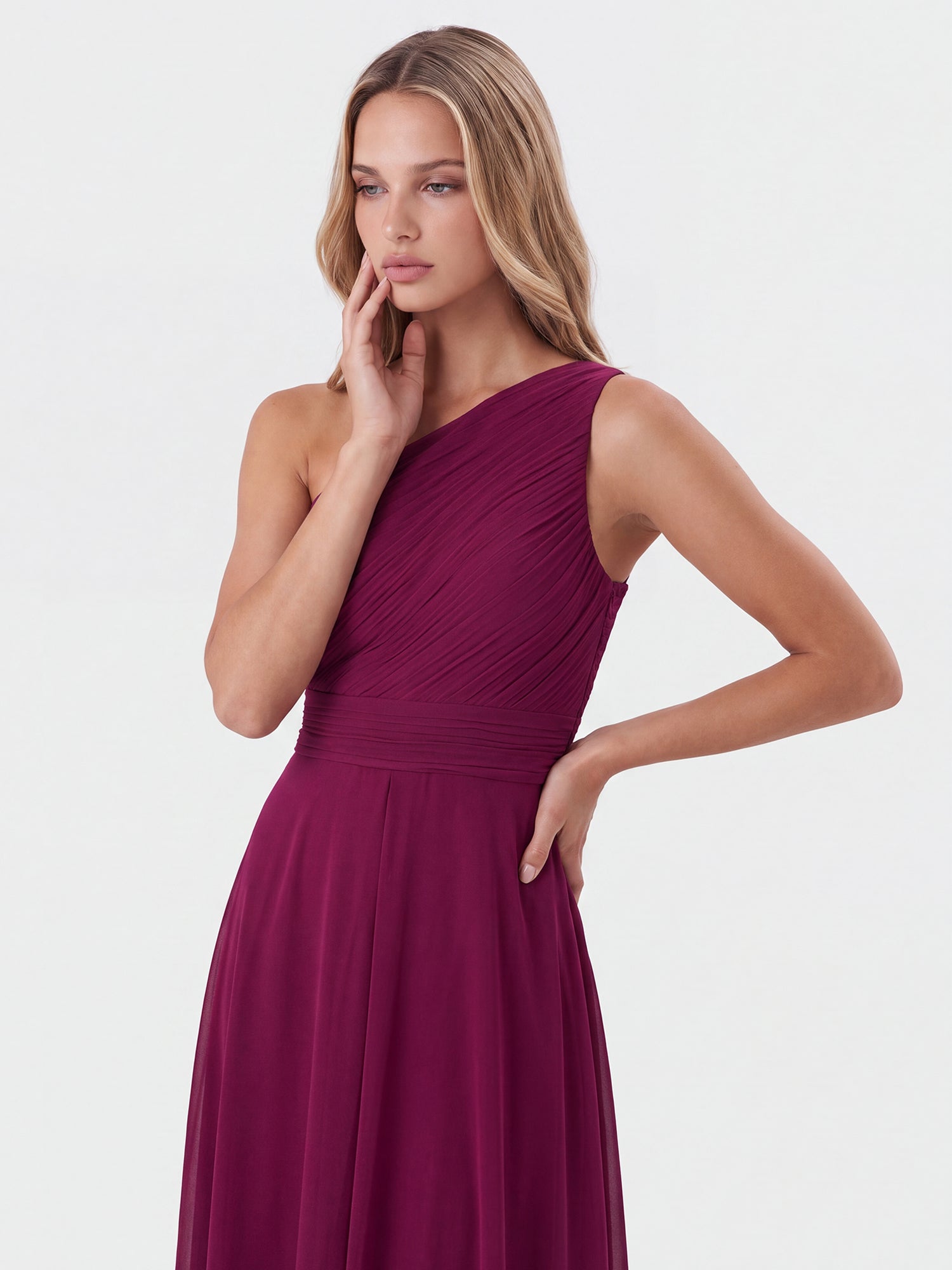 APART Abendkleid mit One-Shoulder-Design | weinrot