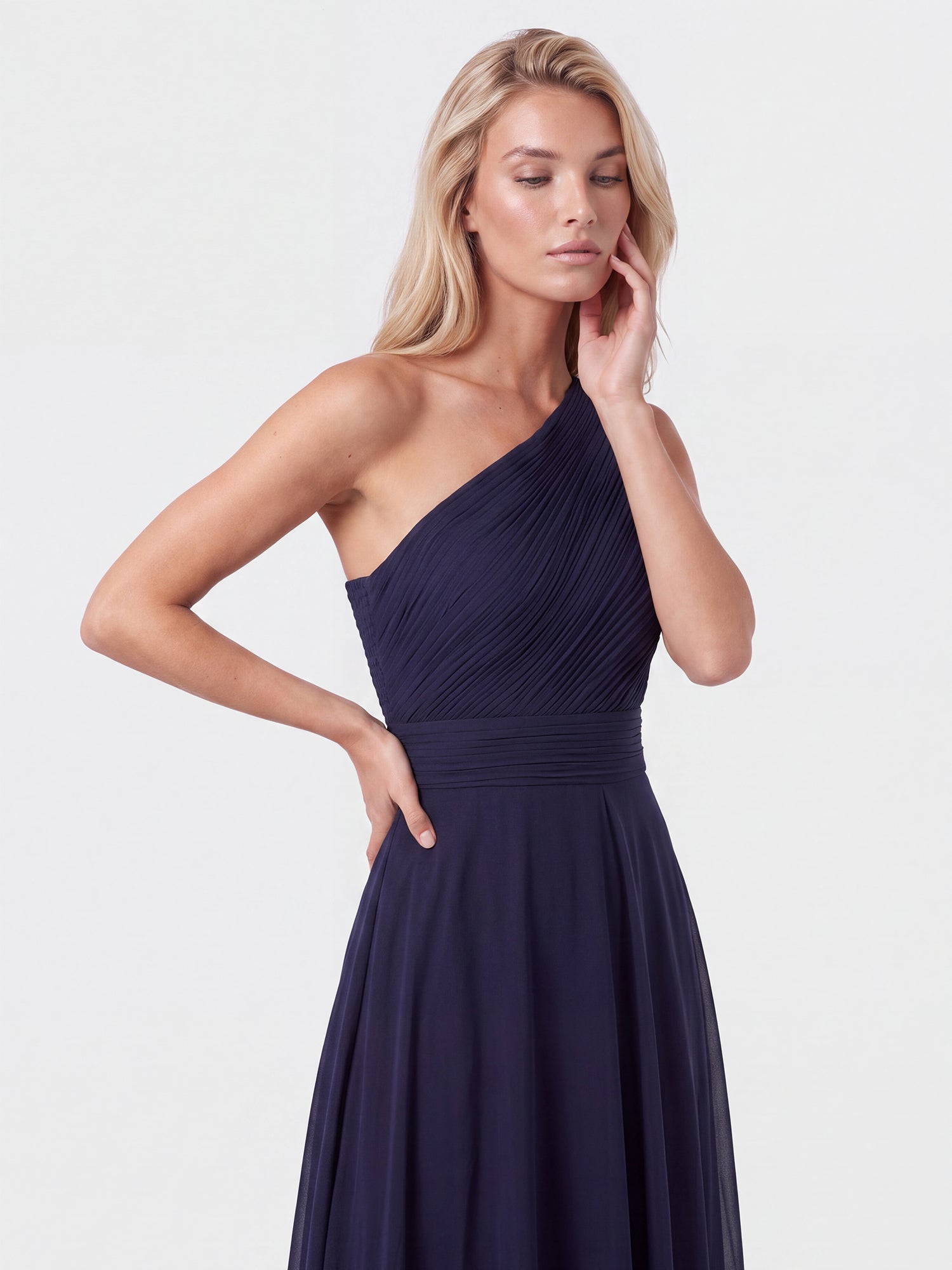 APART Abendkleid mit One-Shoulder-Design | nachtblau
