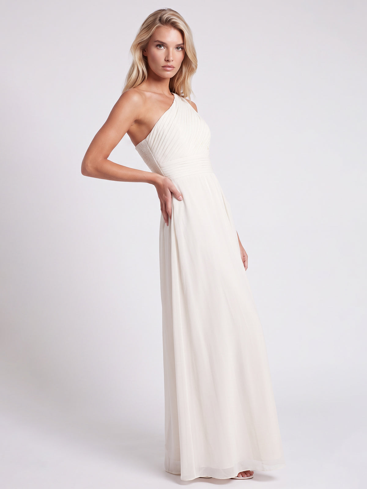 APART Abendkleid mit One-Shoulder-Design | creme