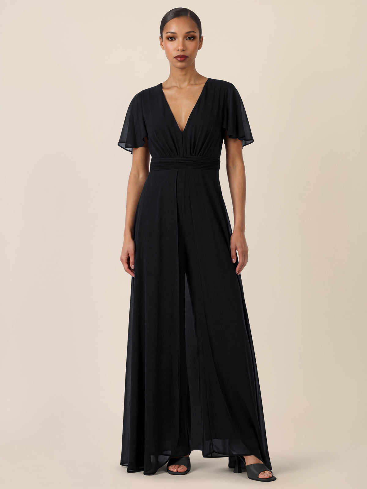 APART Eleganter Chiffonoverall mit fließendem Beinverlauf | schwarz