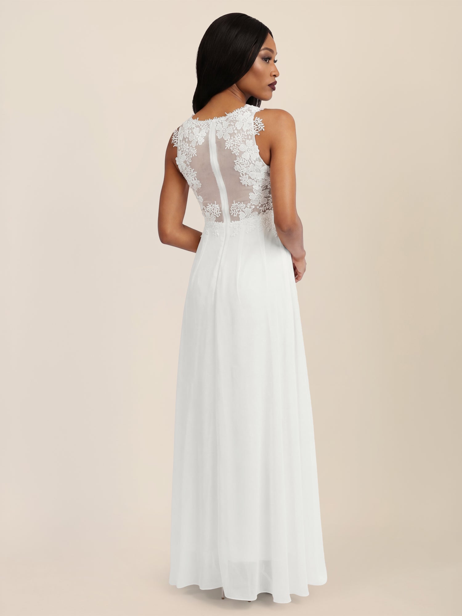 APART Abendkleid mit floraler Spitze und fließendem Rock | creme