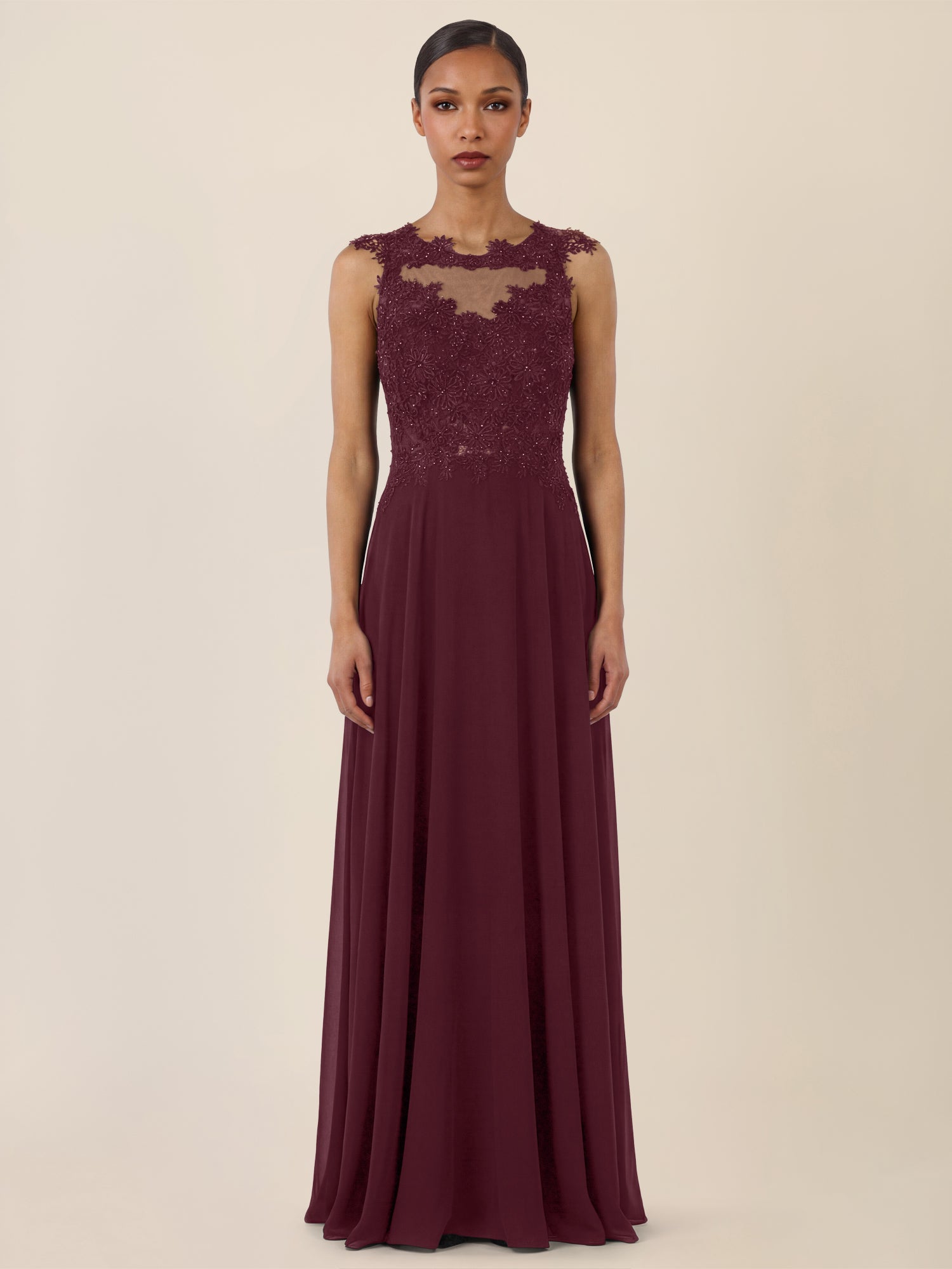 APART Abendkleid mit floraler Spitze und fließendem Rock | weinrot