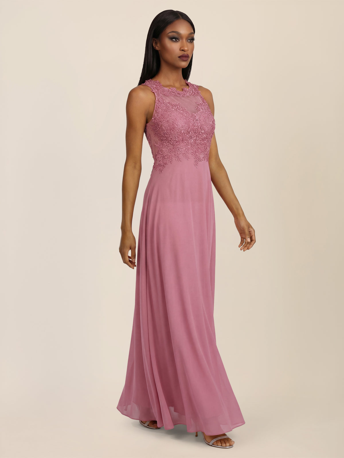 APART Abendkleid mit floraler Spitze und fließendem Rock | rosé