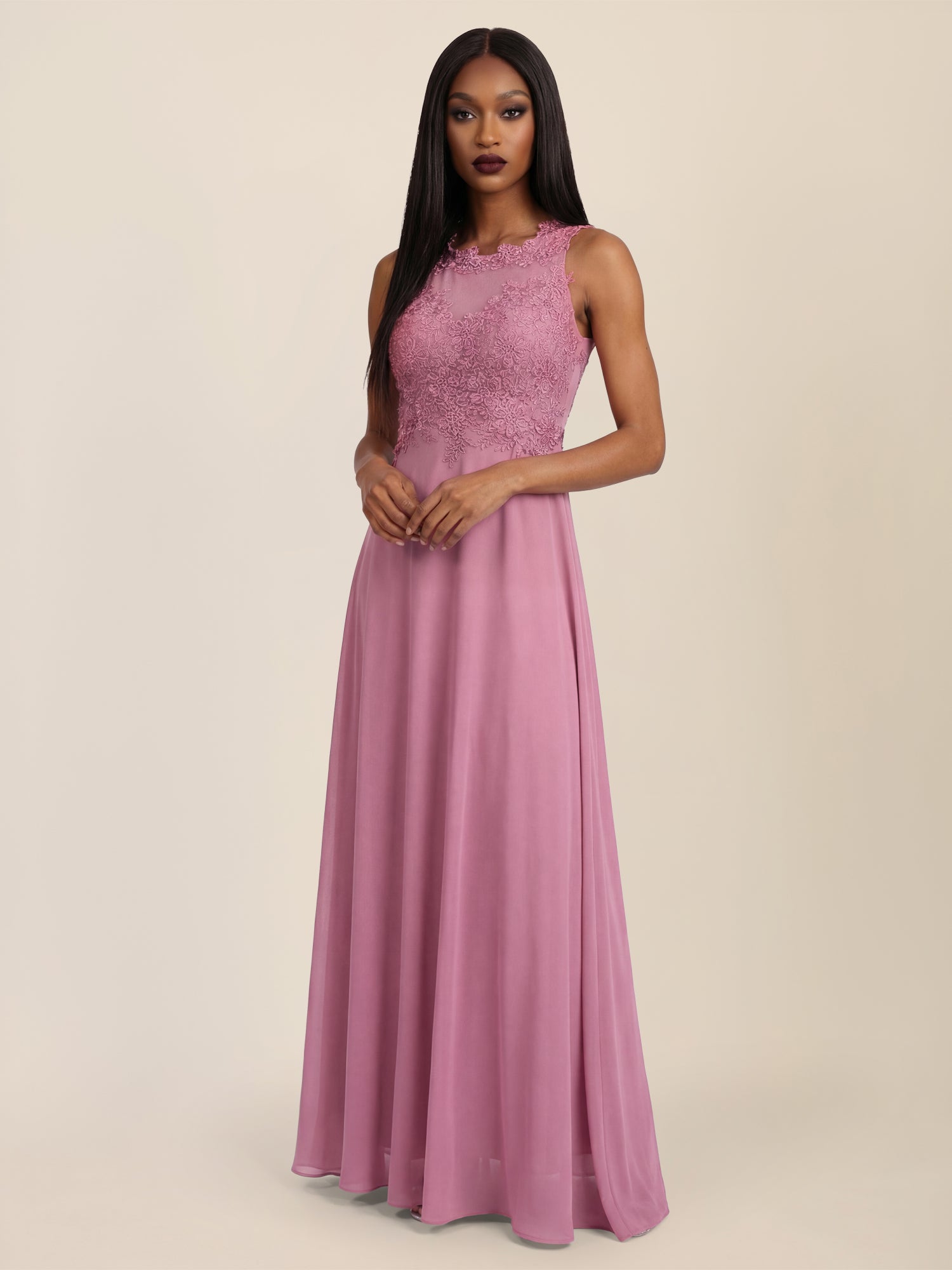 APART Abendkleid mit floraler Spitze und fließendem Rock | rosé