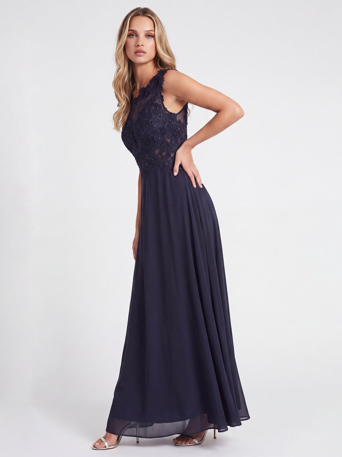 APART Abendkleid mit floraler Spitze und fließendem Rock | nachtblau