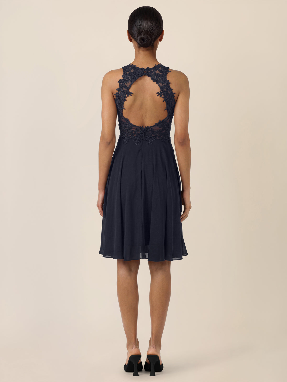 APART Kleid mit floraler Spitzenpracht | nachtblau