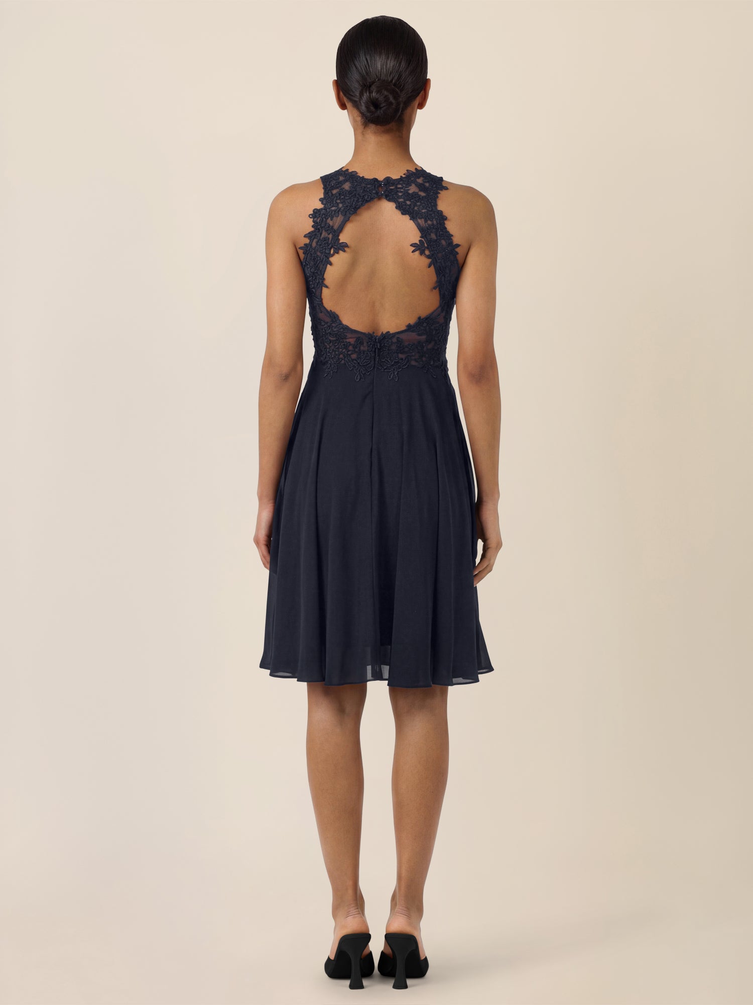 APART Kleid mit floraler Spitzenpracht | nachtblau