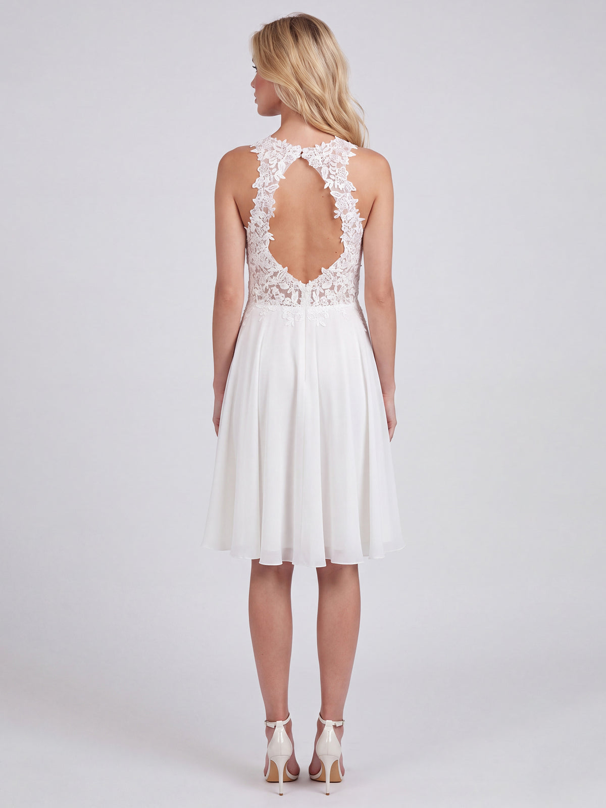 APART Kleid mit floraler Spitzenpracht | creme