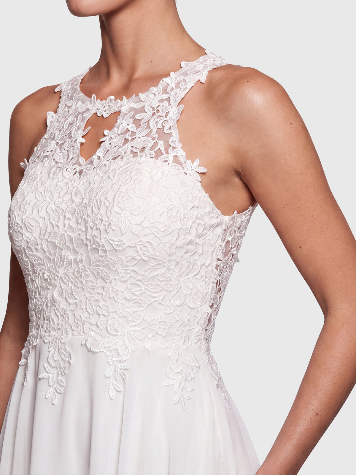 APART Kleid mit floraler Spitzenpracht | creme