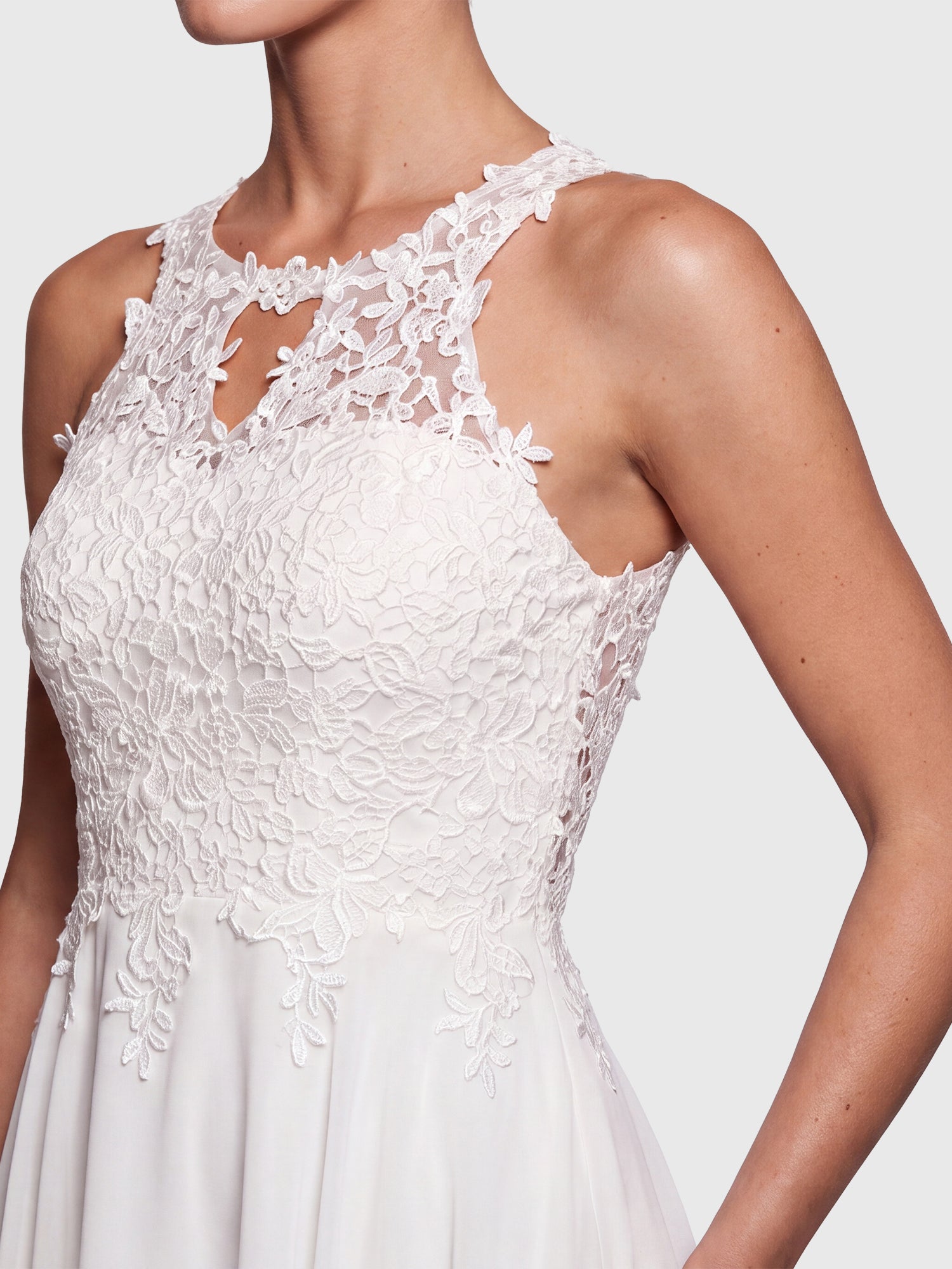 APART Kleid mit floraler Spitzenpracht | creme