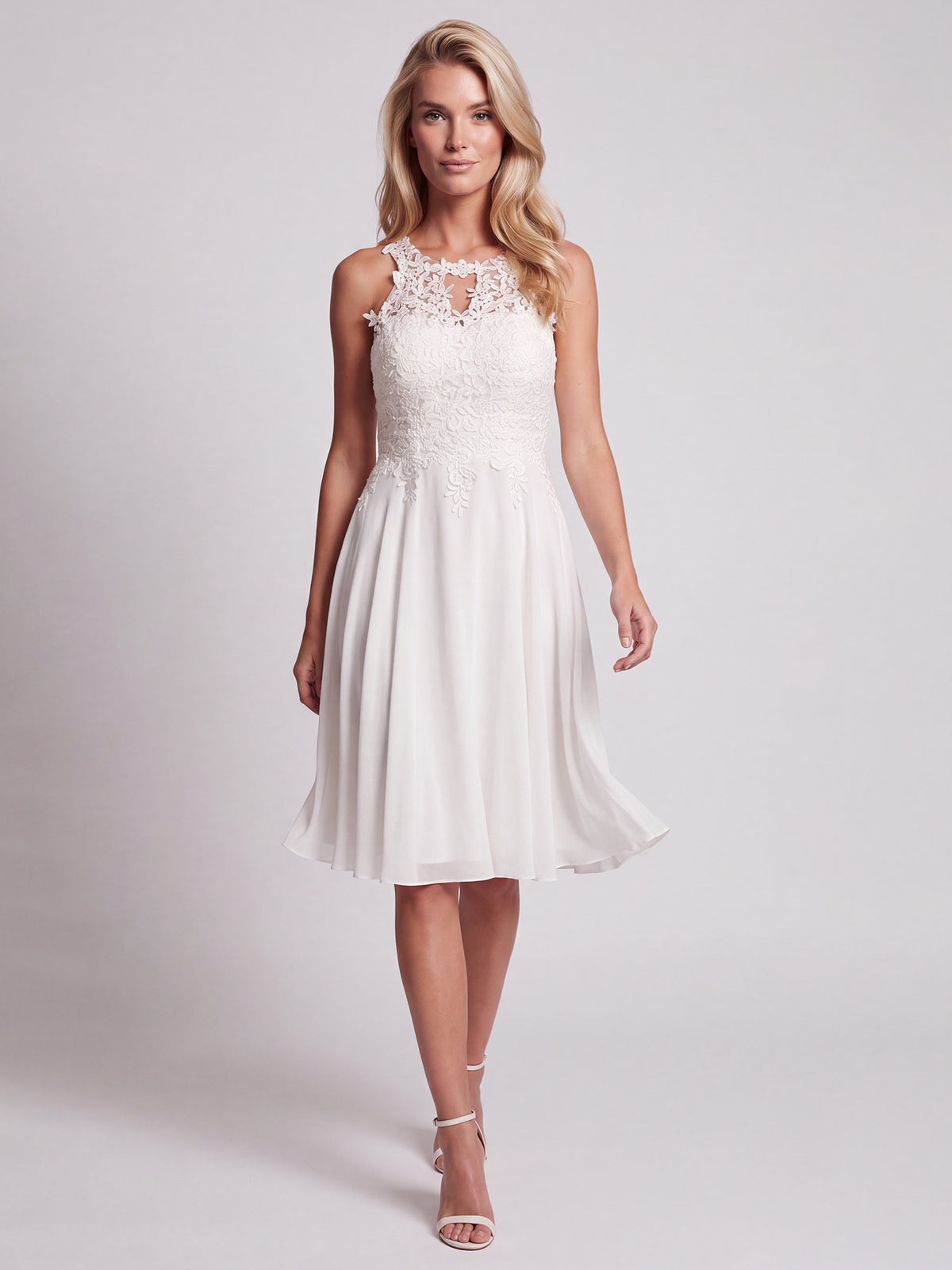 APART Kleid mit floraler Spitzenpracht | creme