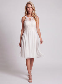 APART Kleid mit floraler Spitzenpracht | creme