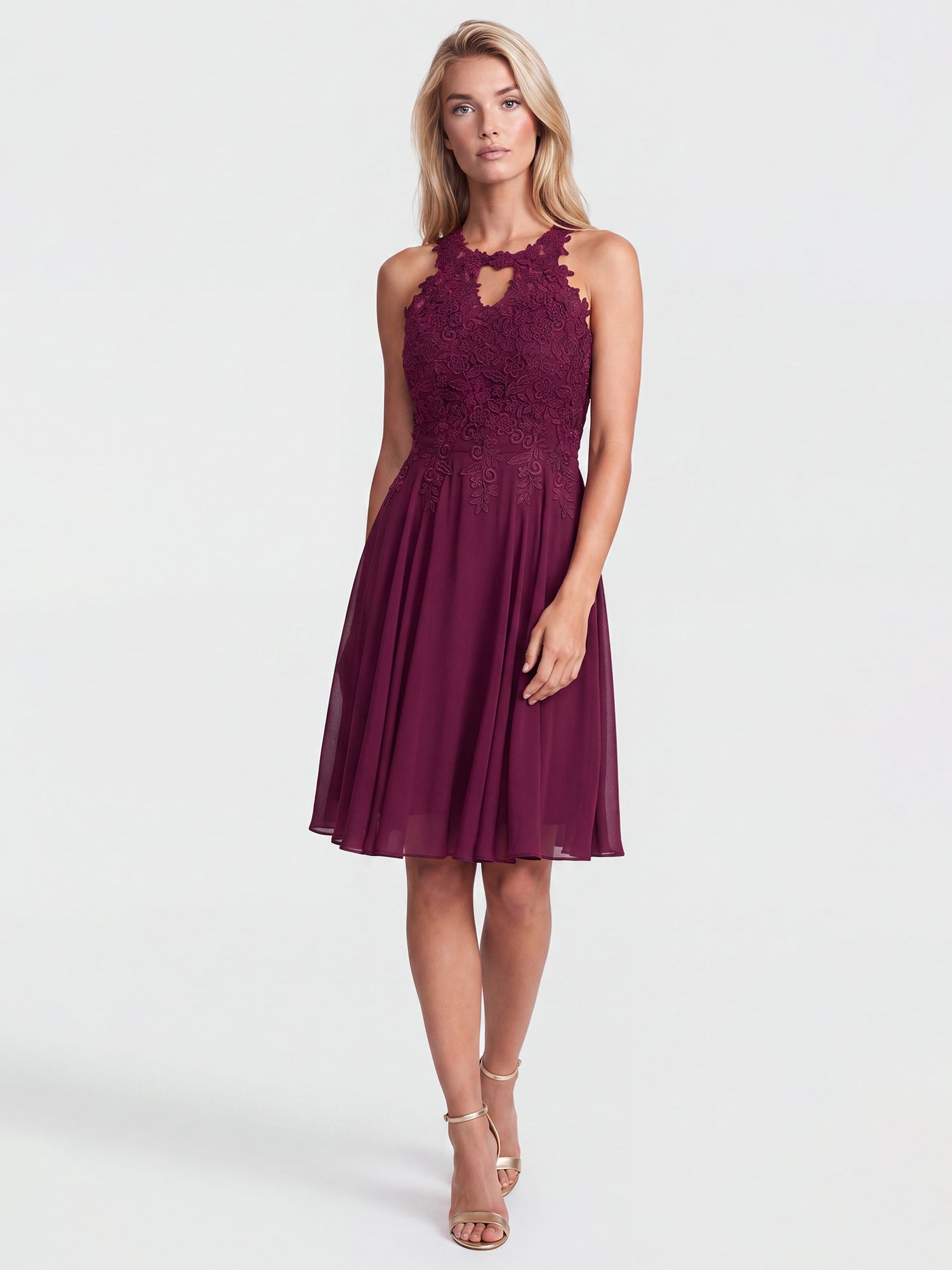 APART Kleid mit floraler Spitzenpracht | weinrot