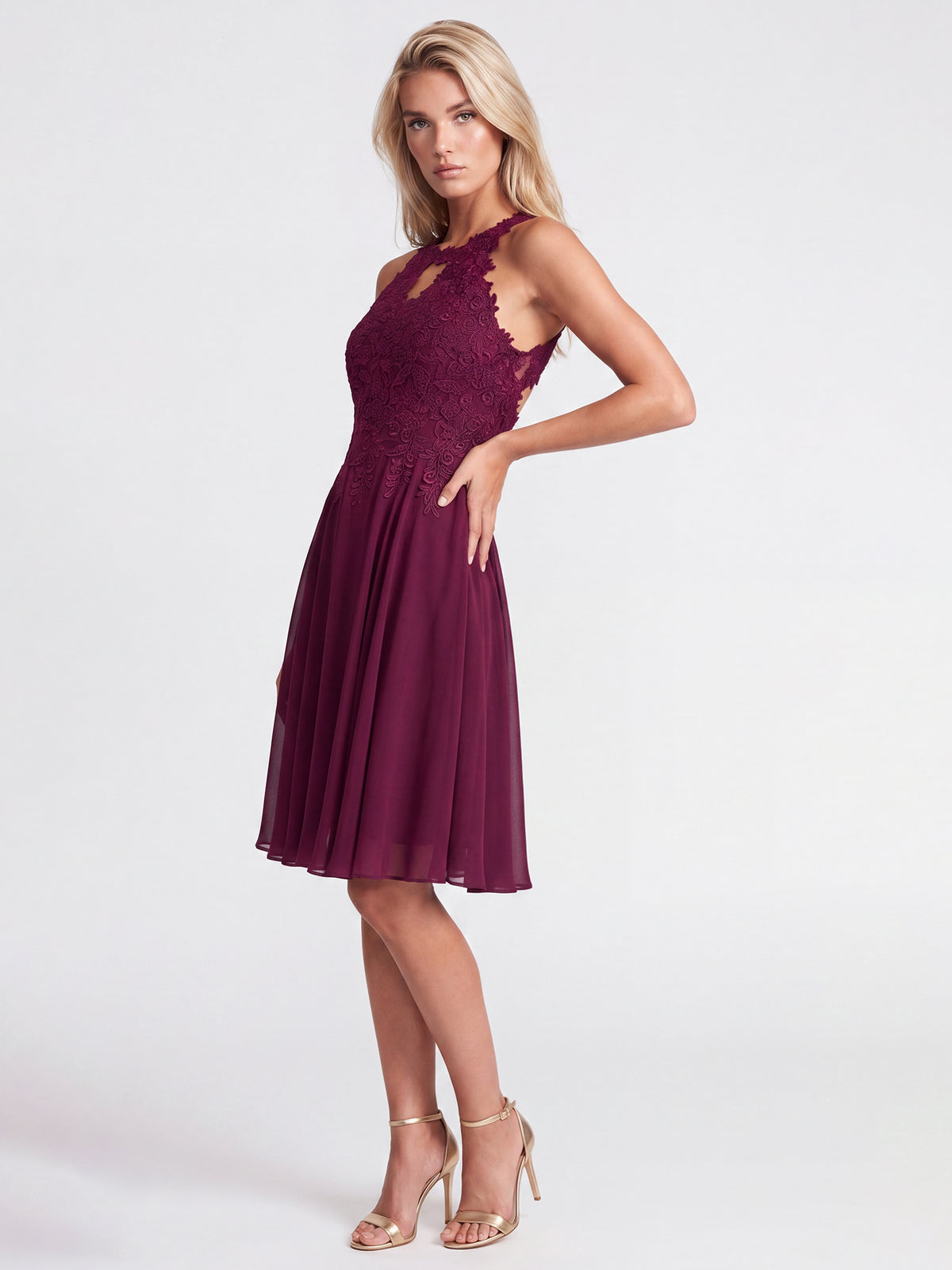 APART Kleid mit floraler Spitzenpracht | weinrot