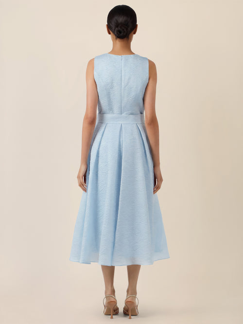 APART Kleid mit Taillenschleife und Struktur | hellblau image 1