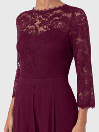 APART Overall aus elastischer Spitze und Chiffon | weinrot
