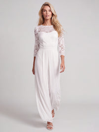 APART Overall aus elastischer Spitze und Chiffon | cream