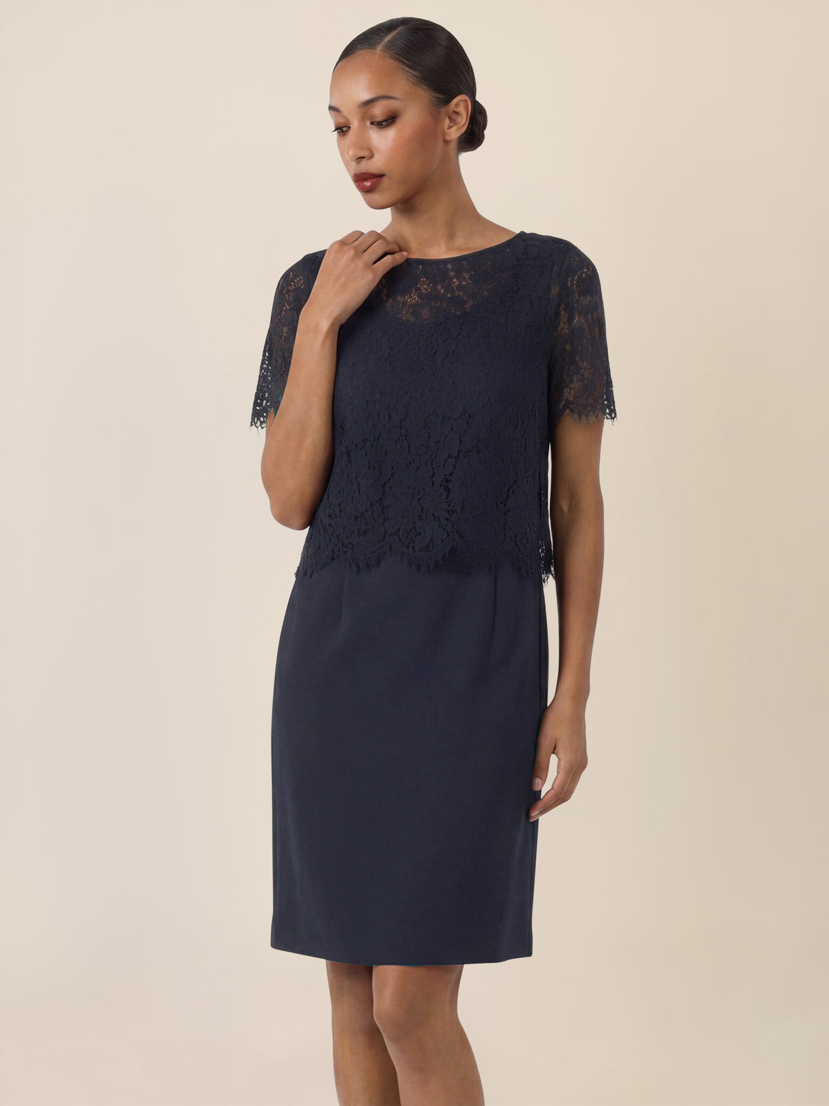 APART Spitzenkleid mit eleganter Doppellage | nachtblau