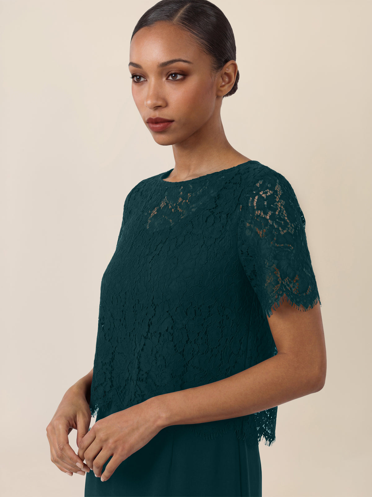 APART Spitzenkleid mit eleganter Doppellage | emerald