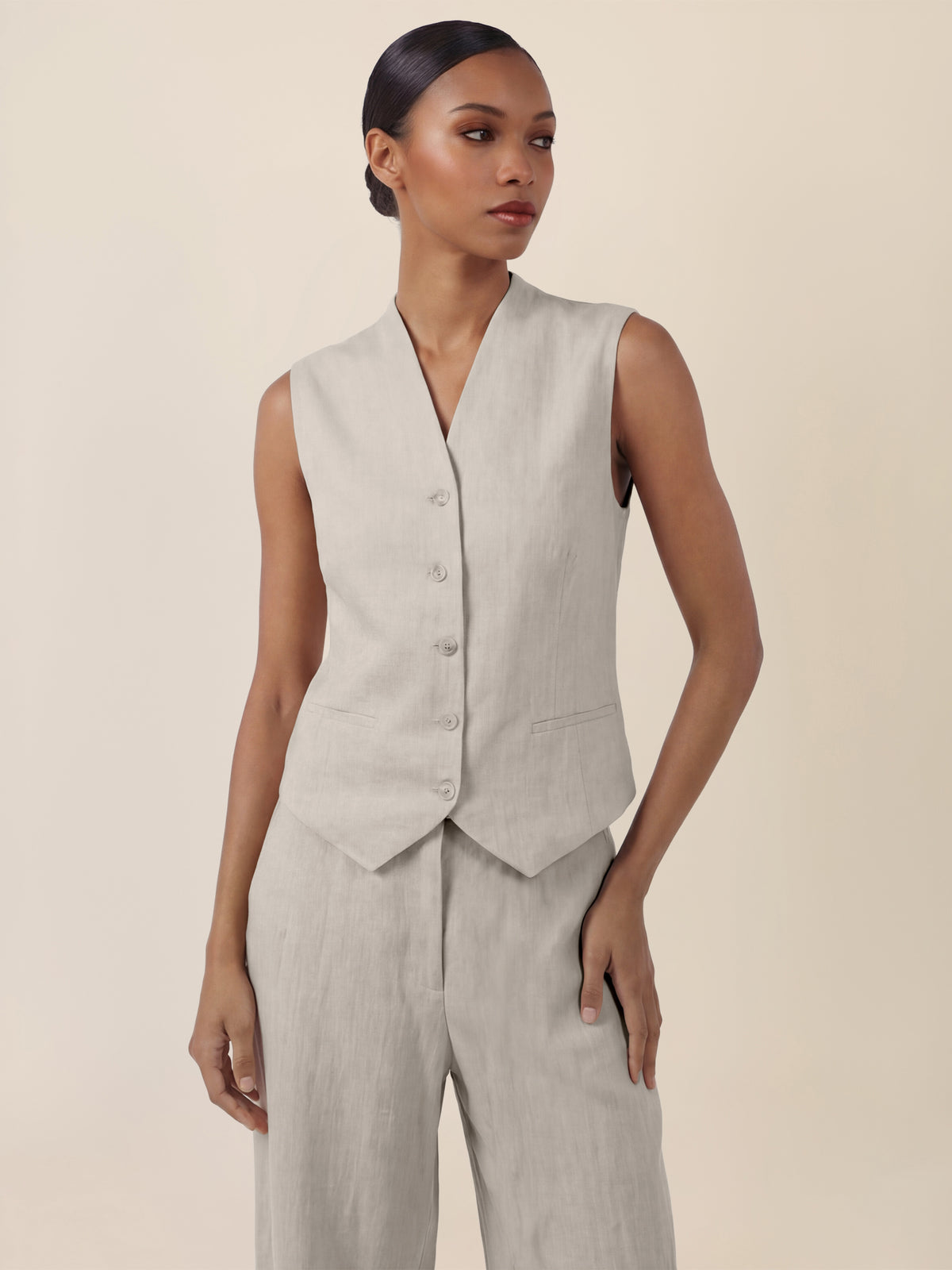 APART Leinen-Weste mit Stehkragen und Zierknöpfen | beige-meliert