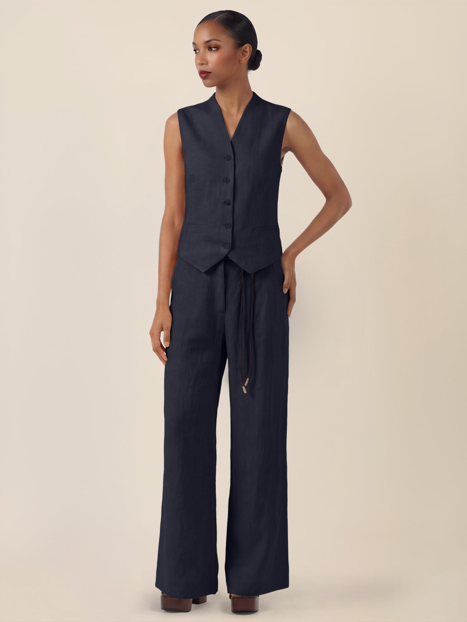 APART Leinen-Weste mit Stehkragen und Zierknöpfen | nachtblau