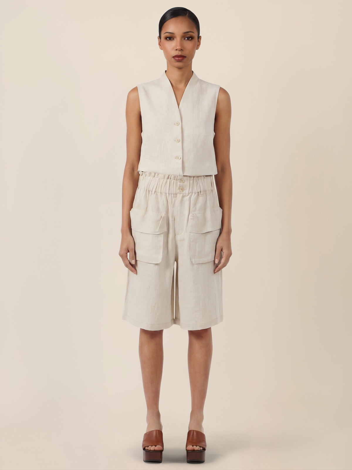 APART Weite Shorts mit Paperbag-Bund und Cargotaschen | beige-meliert