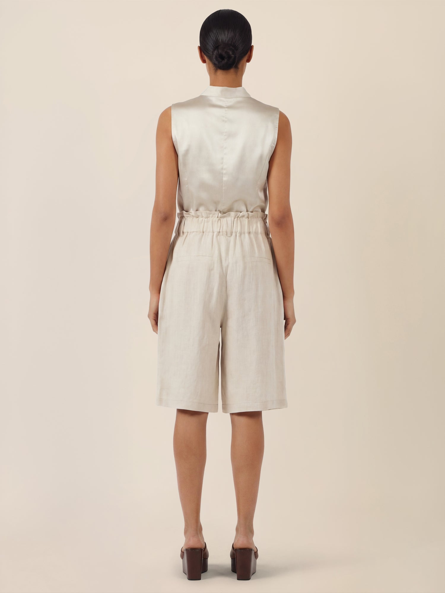 APART Weite Shorts mit Paperbag-Bund und Cargotaschen | beige-meliert