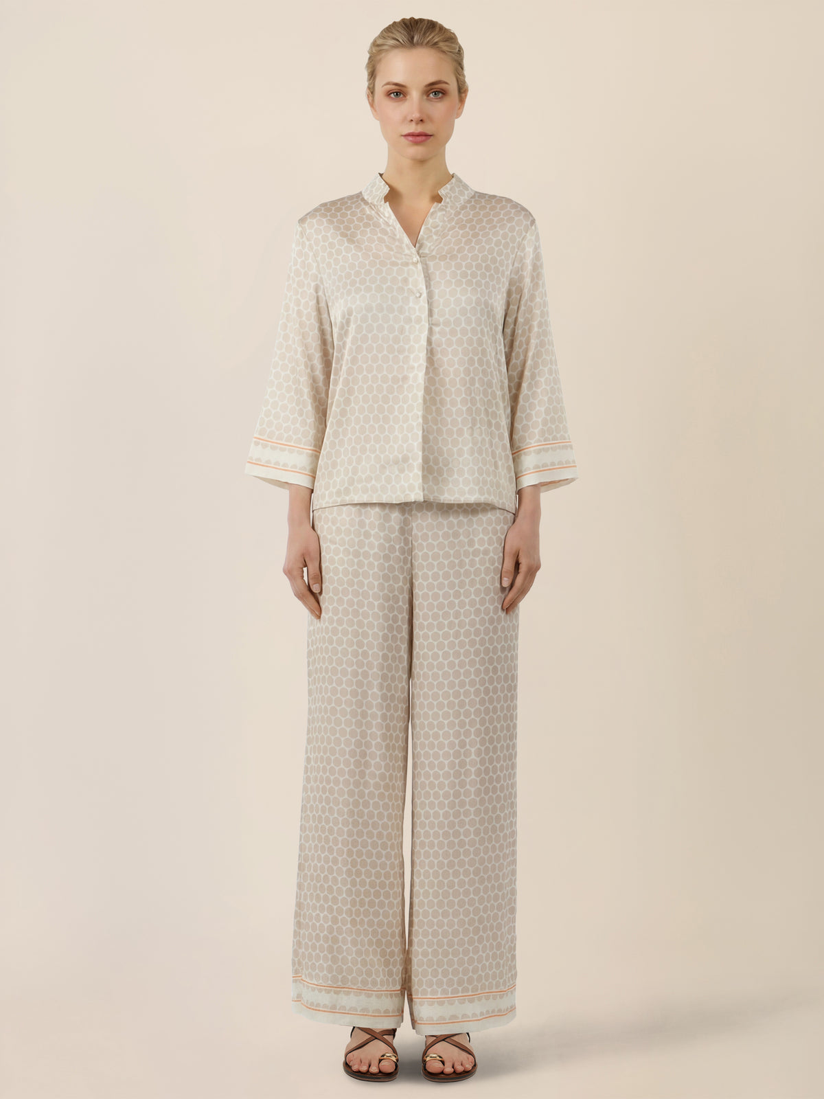 APART Satinhose mit Punktedesign und Kontrastsaum | creme-multicolor