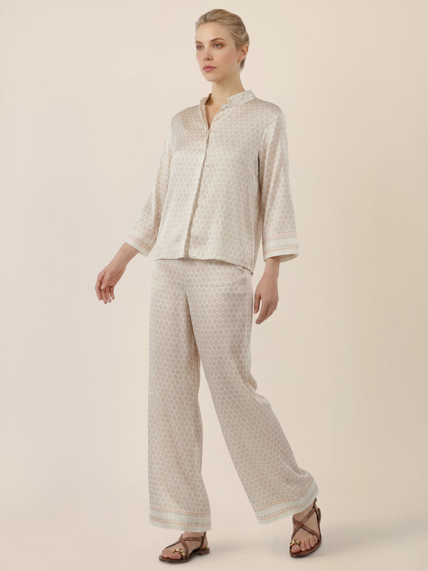 APART Satinhose mit Punktedesign und Kontrastsaum | creme-multicolor
