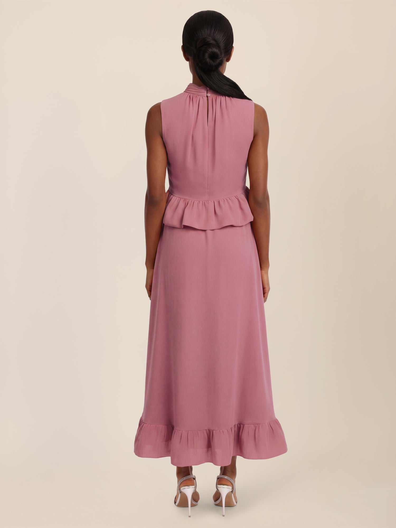 APART Rock mit Volantsaum und High-Low-Schnitt | rosé