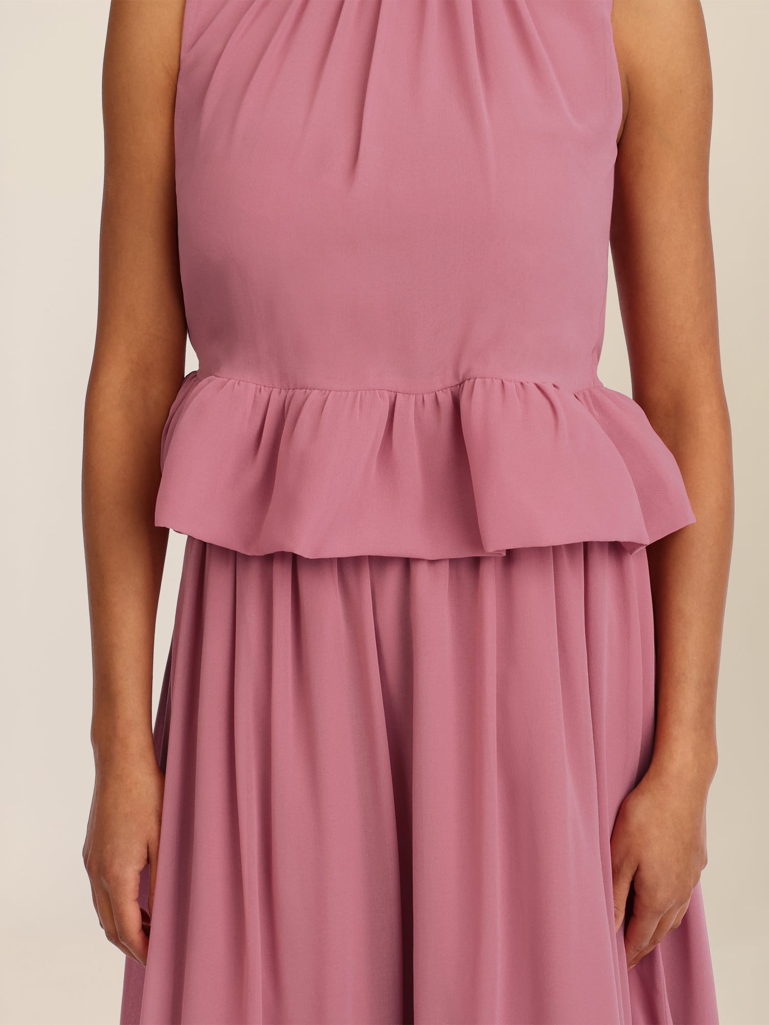 APART Rock mit Volantsaum und High-Low-Schnitt | rosé